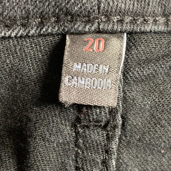 Torrid “Feel The Fit” Black Denim Shorts Perfect 5” Stretch 5 Pocket Sz 20 - Picture 9 of 14